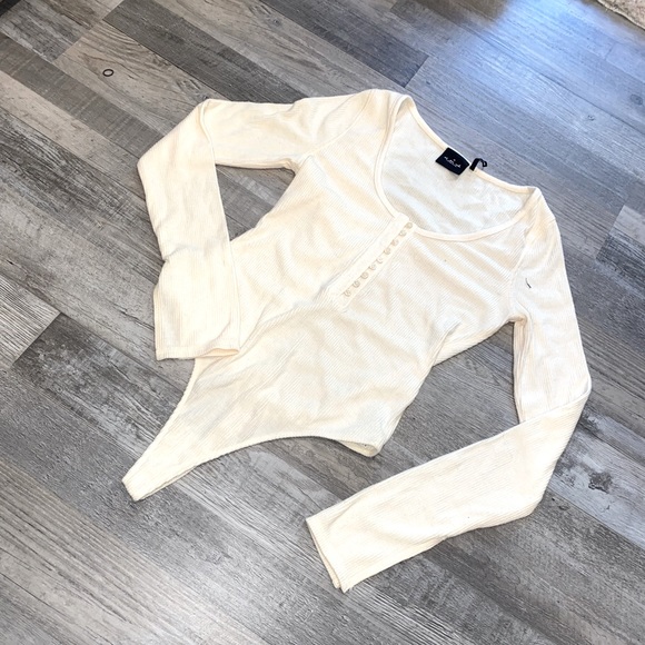 Long Sleeve Cream Bodysuit - Picture 1 of 8
